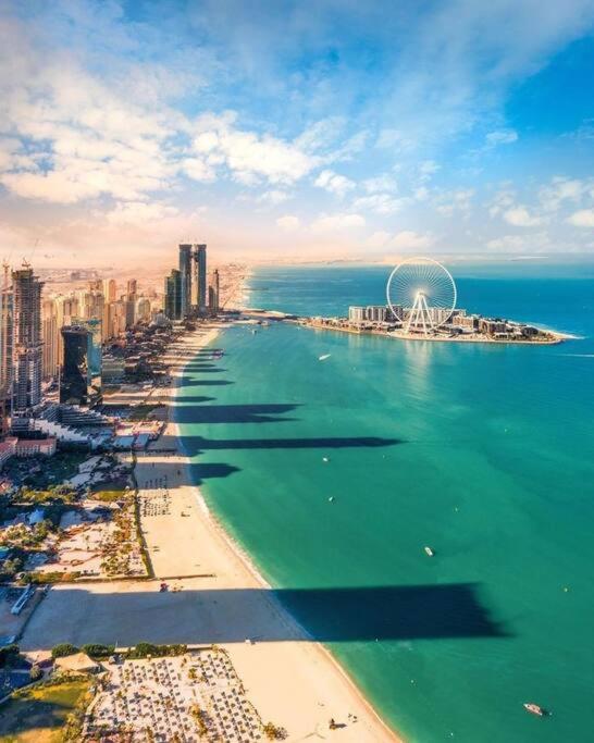 Apartment Koyo In The Heart Of Jbr Beach - 3Bdr Dubai Eksteriør billede