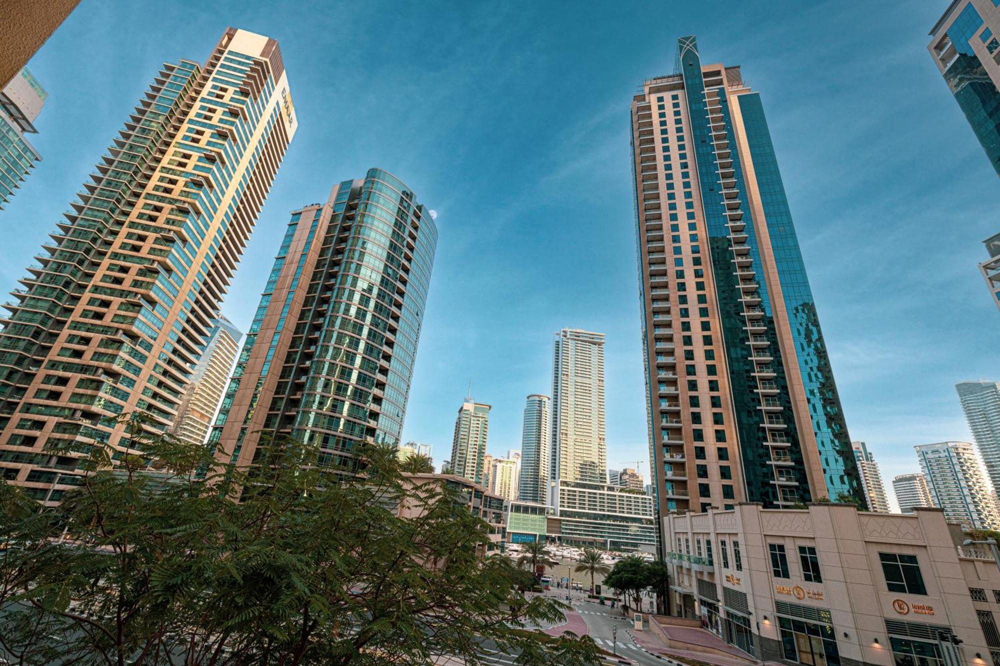 Apartment Koyo In The Heart Of Jbr Beach - 3Bdr Dubai Eksteriør billede