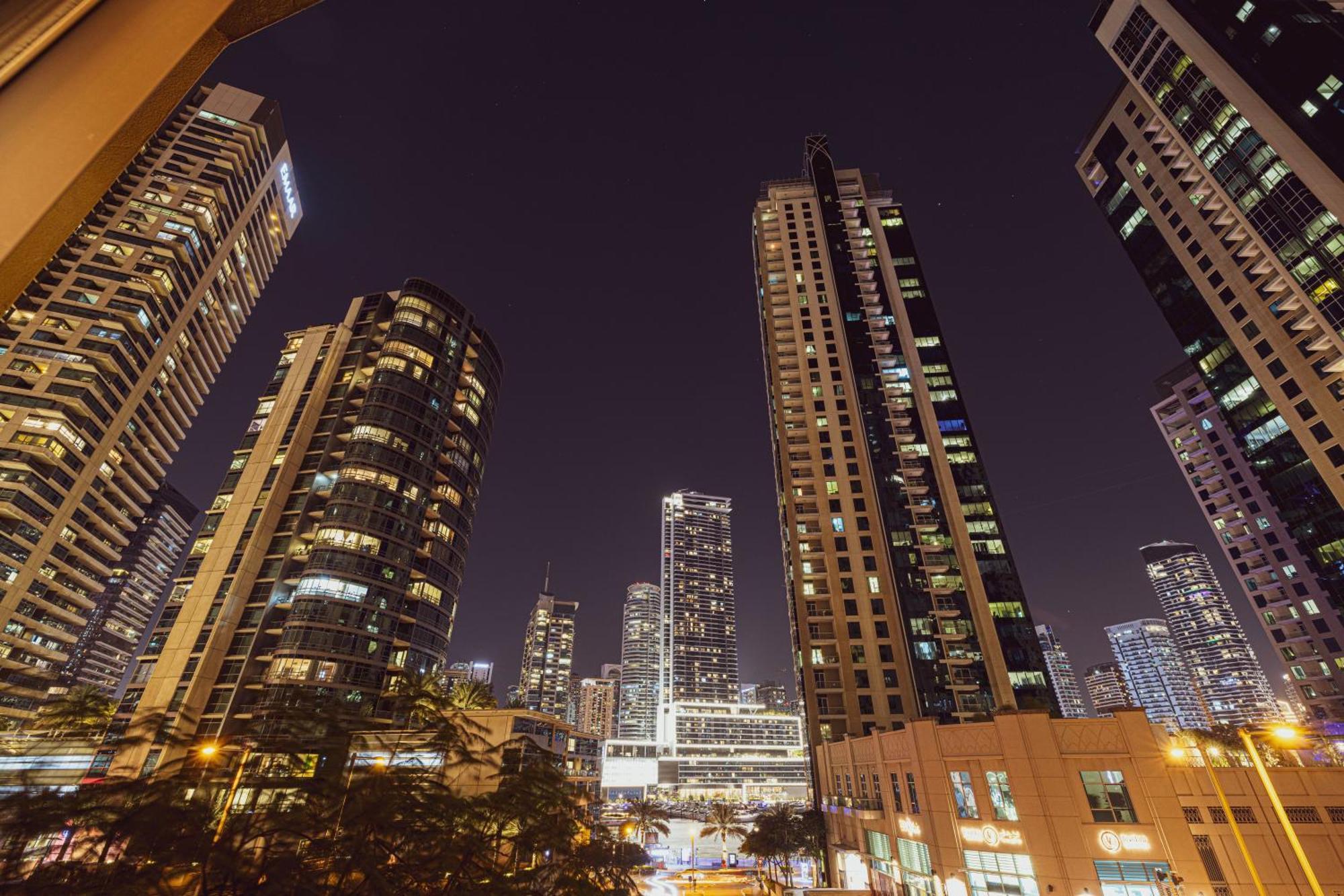 Apartment Koyo In The Heart Of Jbr Beach - 3Bdr Dubai Eksteriør billede